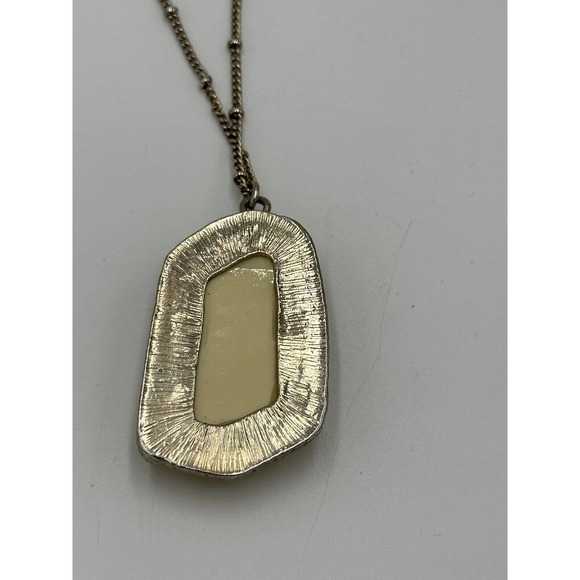 Yellow Faux Stone Chunky Necklace Pendant Long Chain Gold Tone Iridescent - Picture 3 of 5